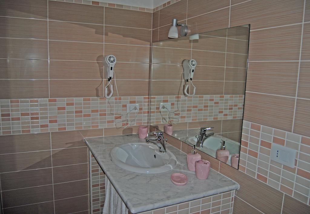 רג'יו די קאלאבריה Hotel Residence Thalassa חדר תמונה