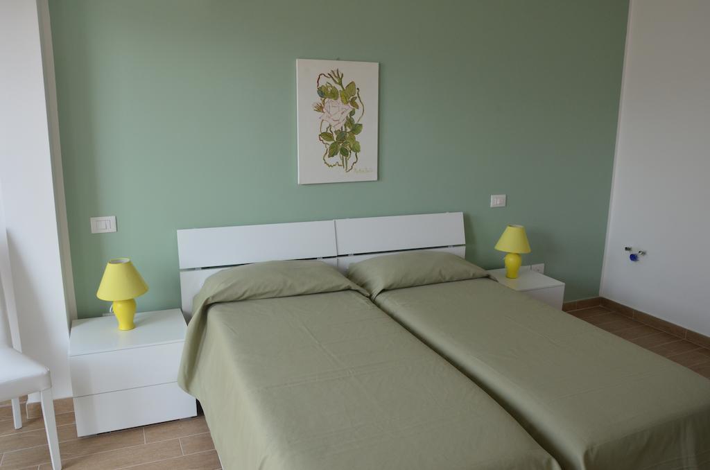 רג'יו די קאלאבריה Hotel Residence Thalassa חדר תמונה